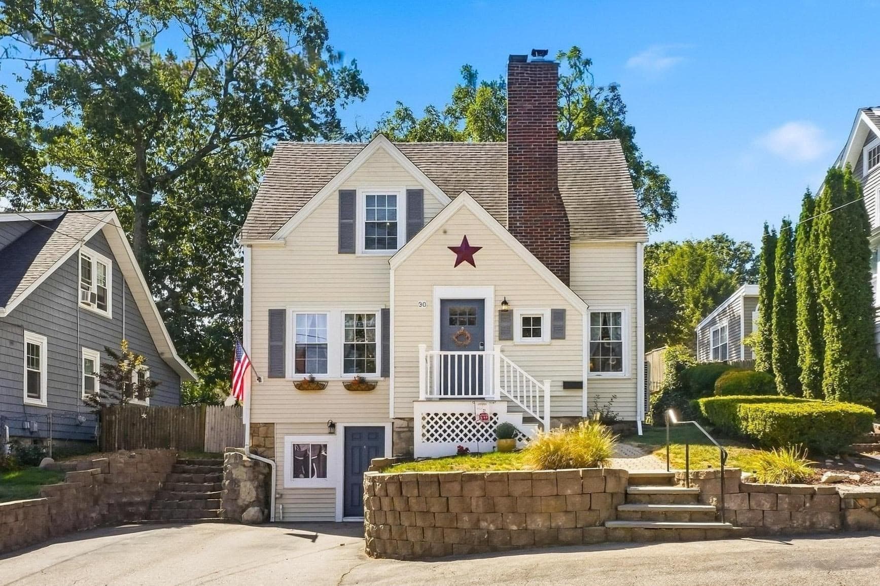Single Family Residence at 30 Hilldale Rd, Weymouth MA 02190, Weymouth, photo 2 of 33