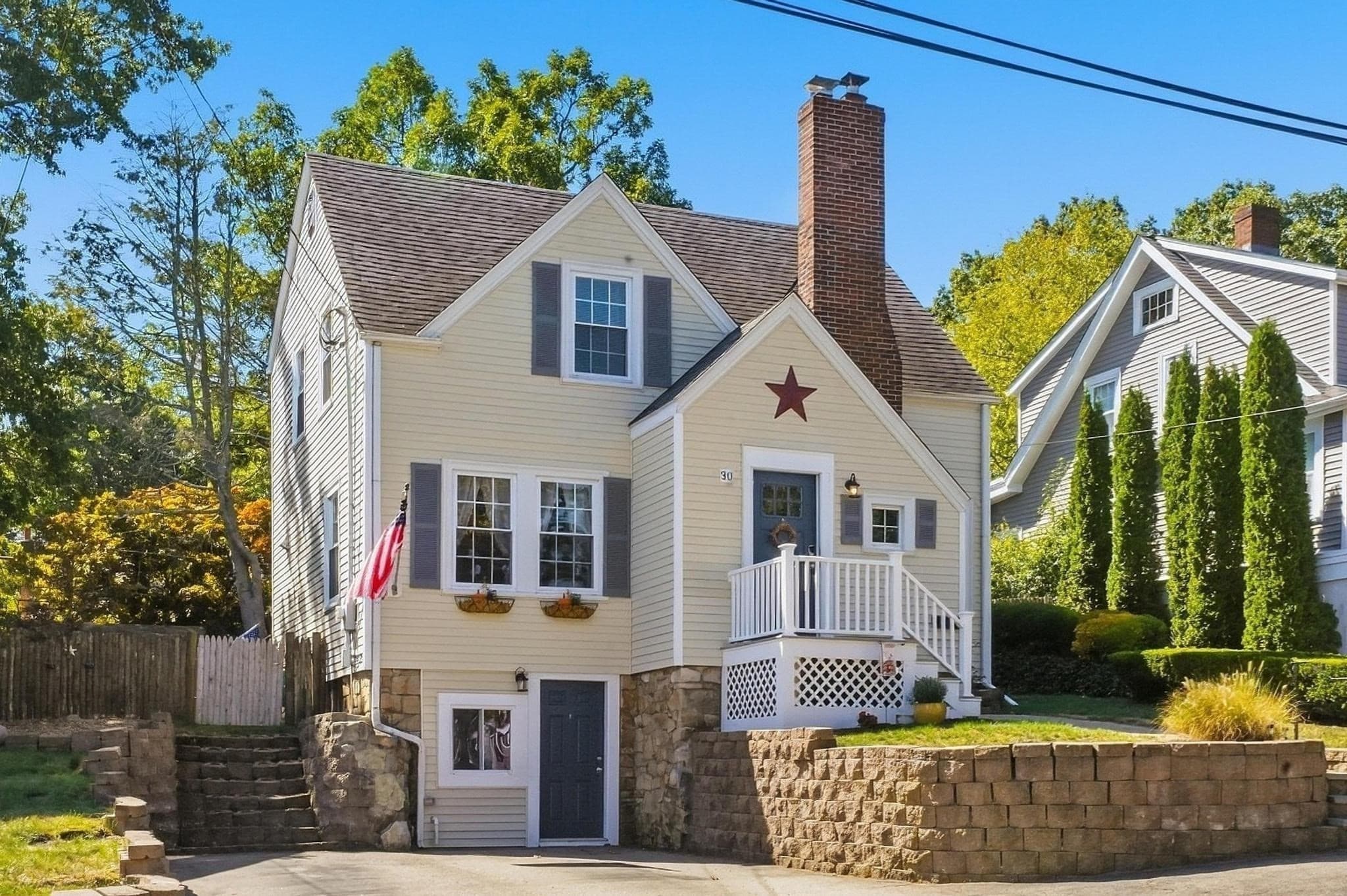 Single Family Residence at 30 Hilldale Rd, Weymouth MA 02190, Weymouth, photo 3 of 33