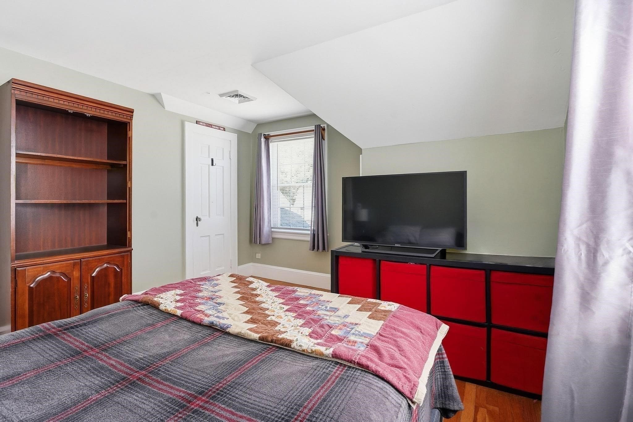 Single Family Residence at 30 Hilldale Rd, Weymouth MA 02190, Weymouth, photo 21 of 33
