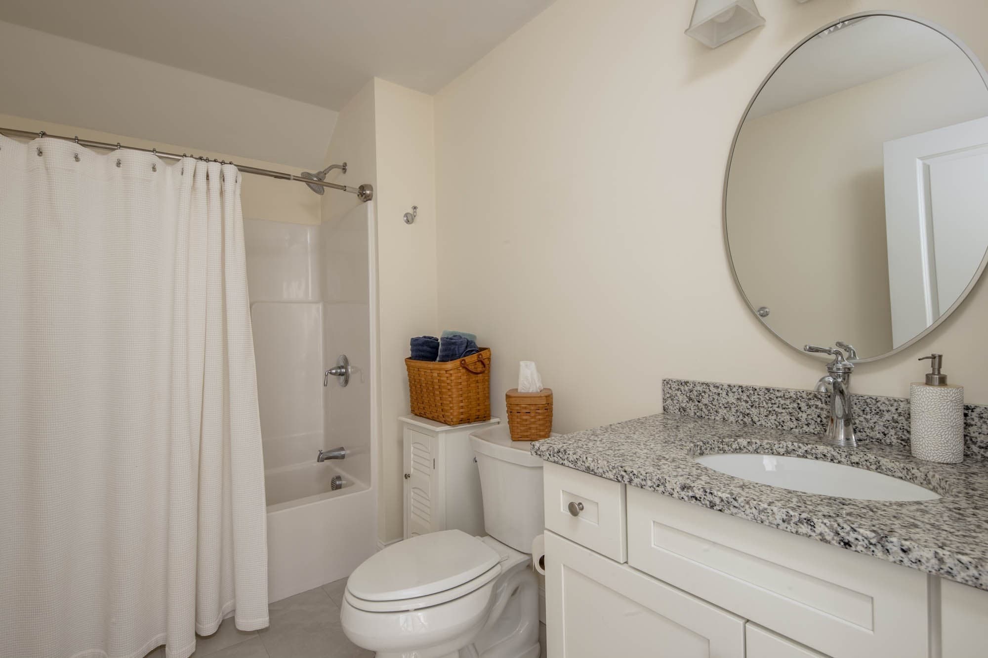 Single Family Residence at 31 Split Rock Ln, Mattapoisett MA 02739, Mattapoisett, photo 27 of 38