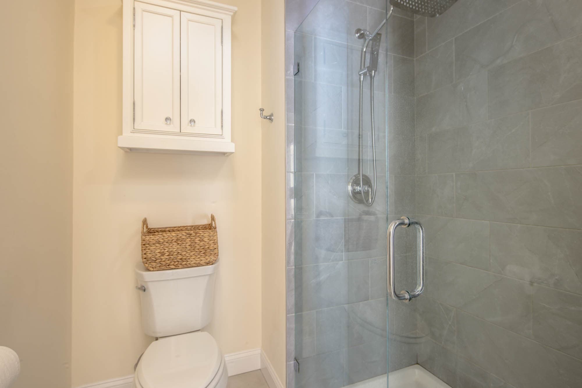 Single Family Residence at 31 Split Rock Ln, Mattapoisett MA 02739, Mattapoisett, photo 22 of 38