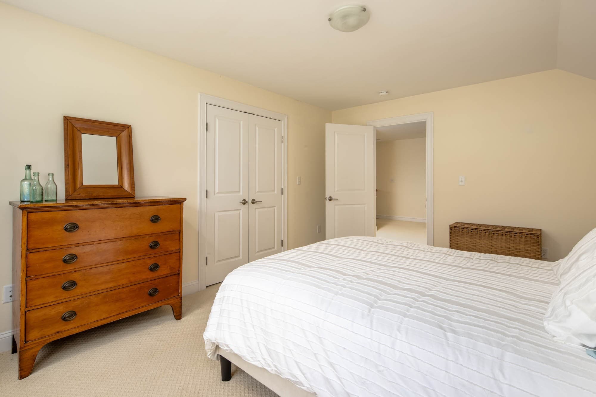 Single Family Residence at 31 Split Rock Ln, Mattapoisett MA 02739, Mattapoisett, photo 24 of 38