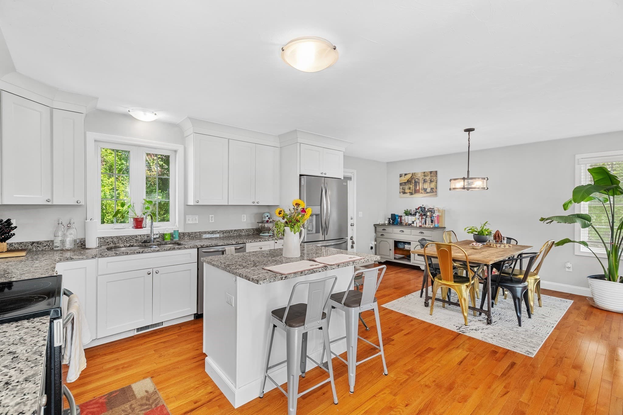 Single Family Residence at 16 Liane Dr, Woonsocket RI 02895, Woonsocket, photo 3 of 39