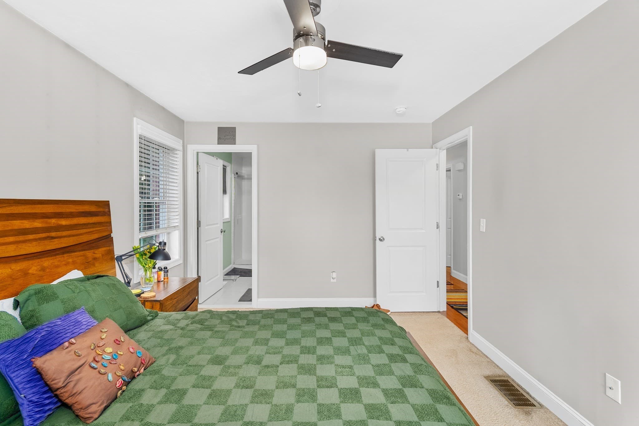 Single Family Residence at 16 Liane Dr, Woonsocket RI 02895, Woonsocket, photo 10 of 39