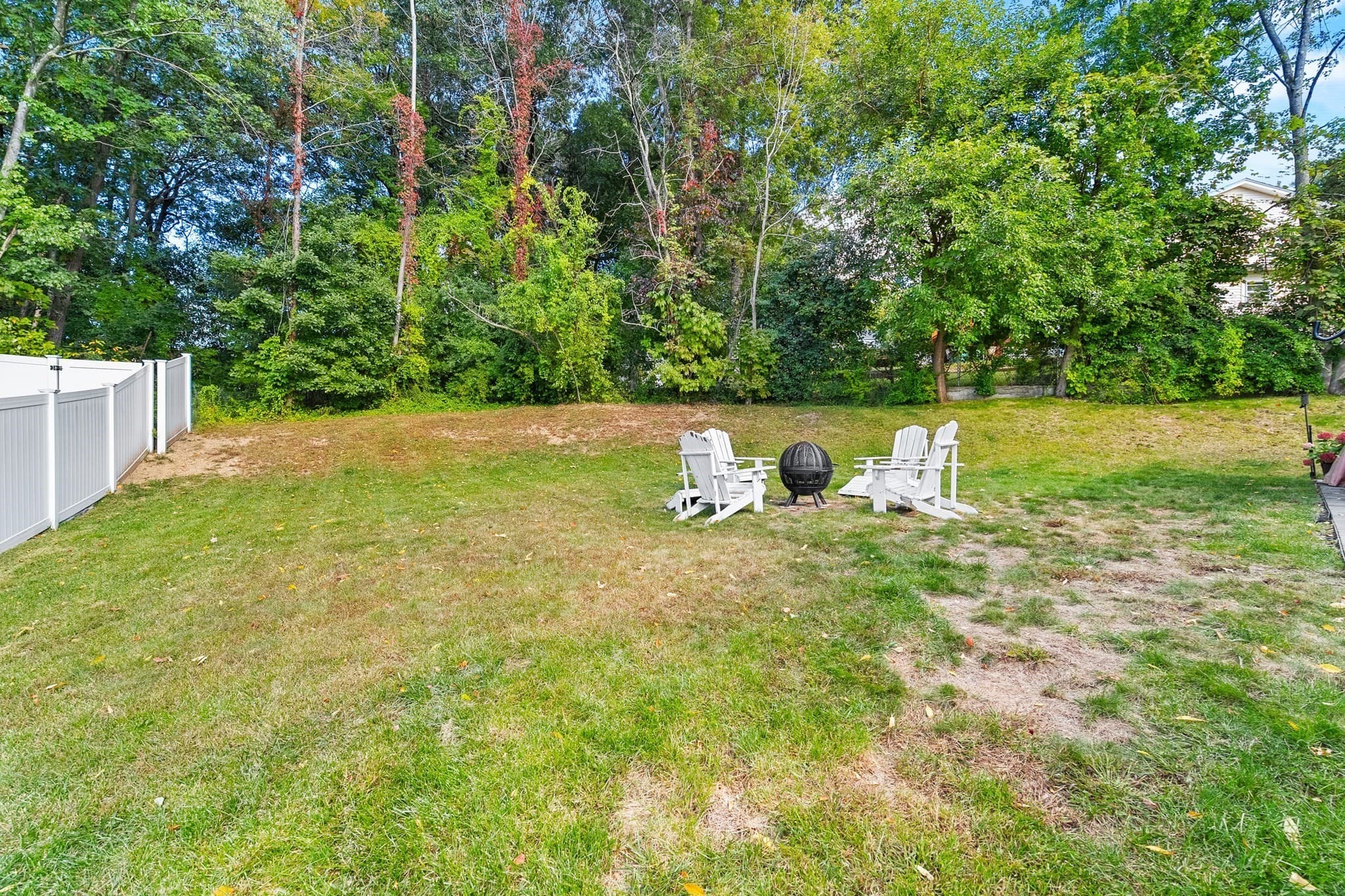 Single Family Residence at 16 Liane Dr, Woonsocket RI 02895, Woonsocket, photo 33 of 39