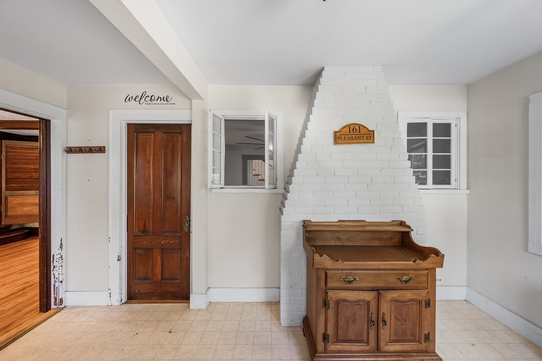 Single Family Residence at 161 Pleasant St, Lunenburg MA 01462, Lunenburg, photo 22 of 39