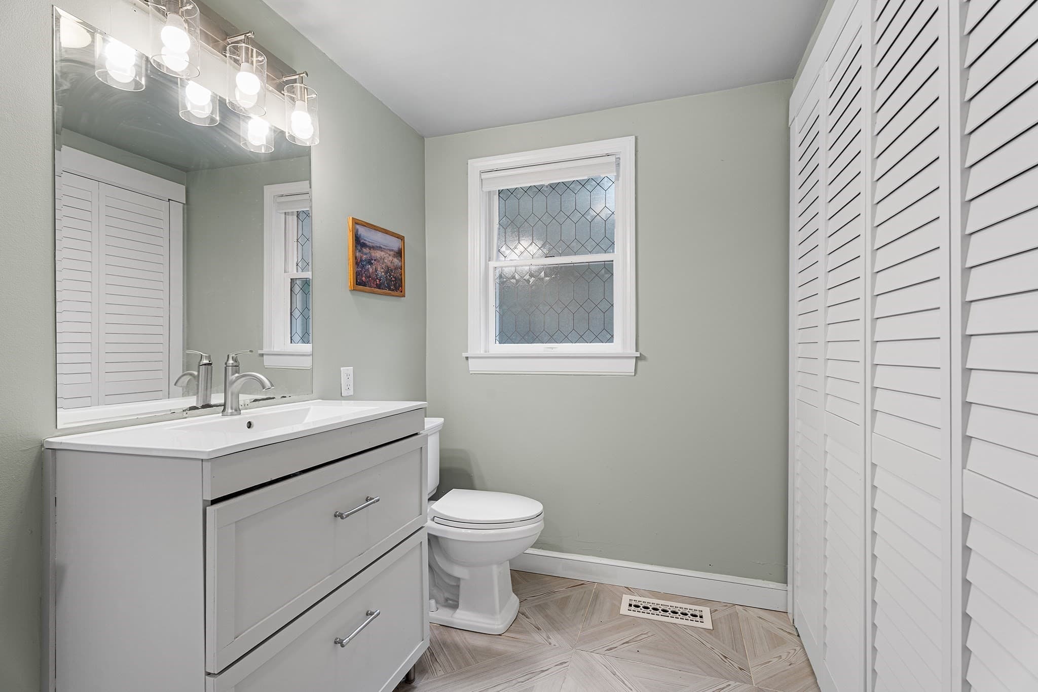 Single Family Residence at 676 West St, Uxbridge MA 01569, Uxbridge, photo 23 of 41