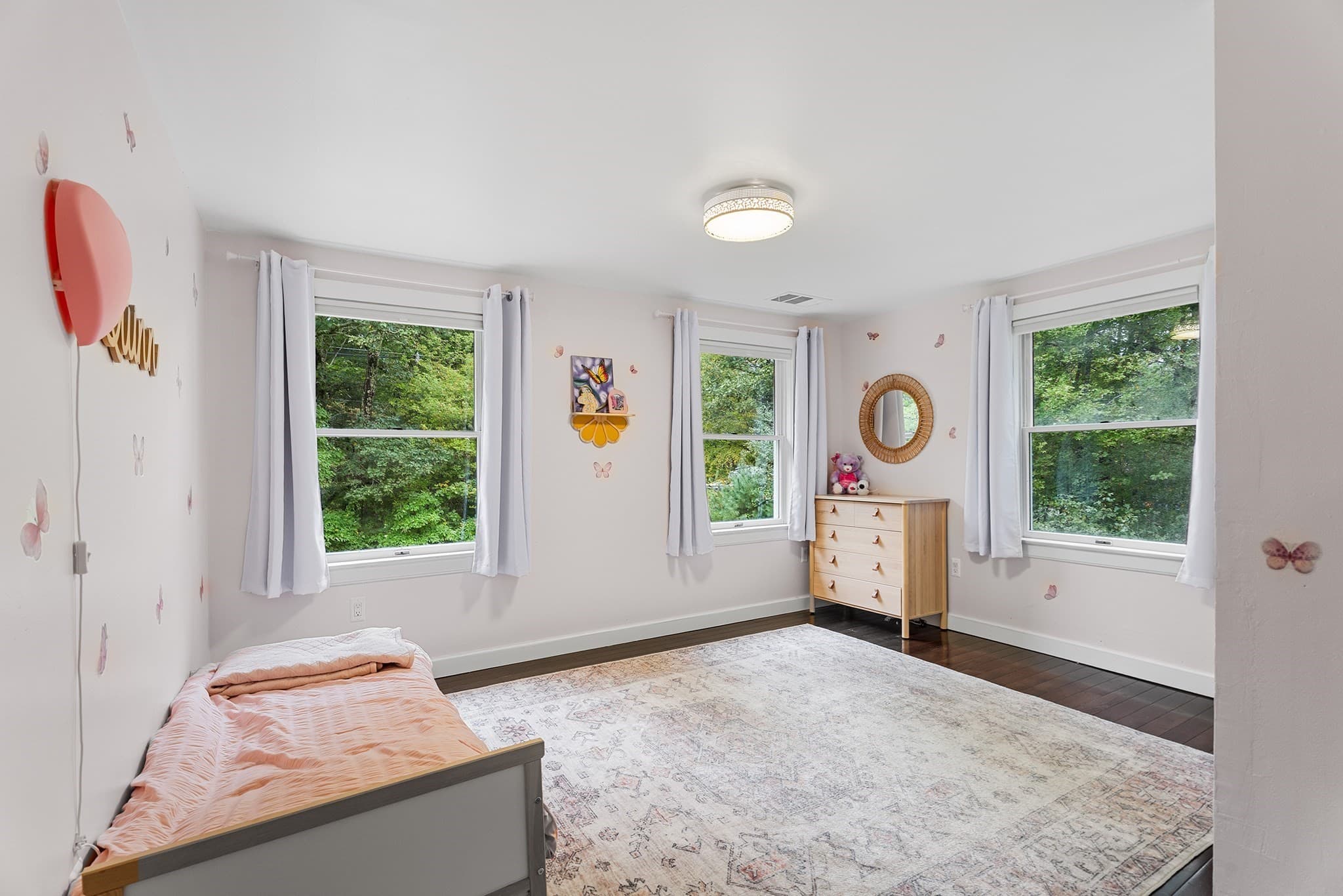 Single Family Residence at 676 West St, Uxbridge MA 01569, Uxbridge, photo 17 of 41