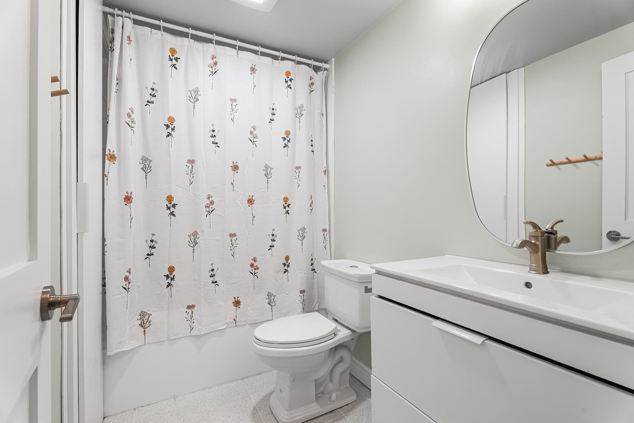Single Family Residence at 676 West St, Uxbridge MA 01569, Uxbridge, photo 24 of 41