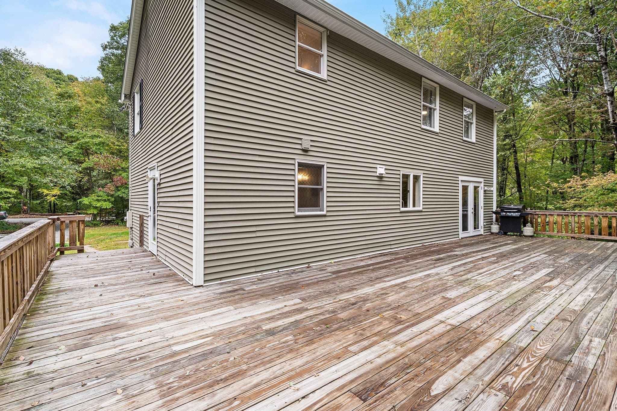 Single Family Residence at 676 West St, Uxbridge MA 01569, Uxbridge, photo 30 of 41