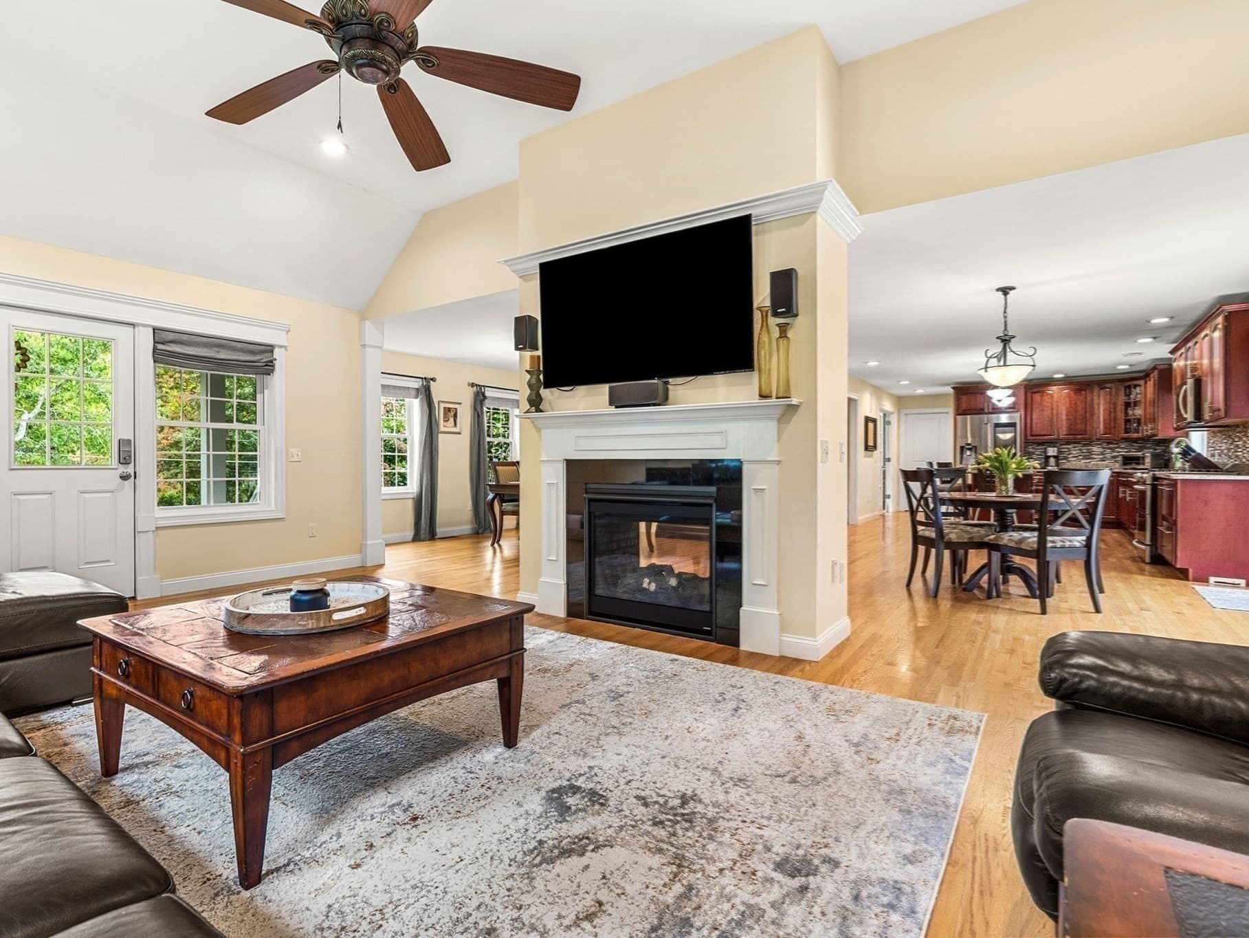 Single Family Residence at 190 Berry St, North Andover MA 01845, North Andover, photo 6 of 39