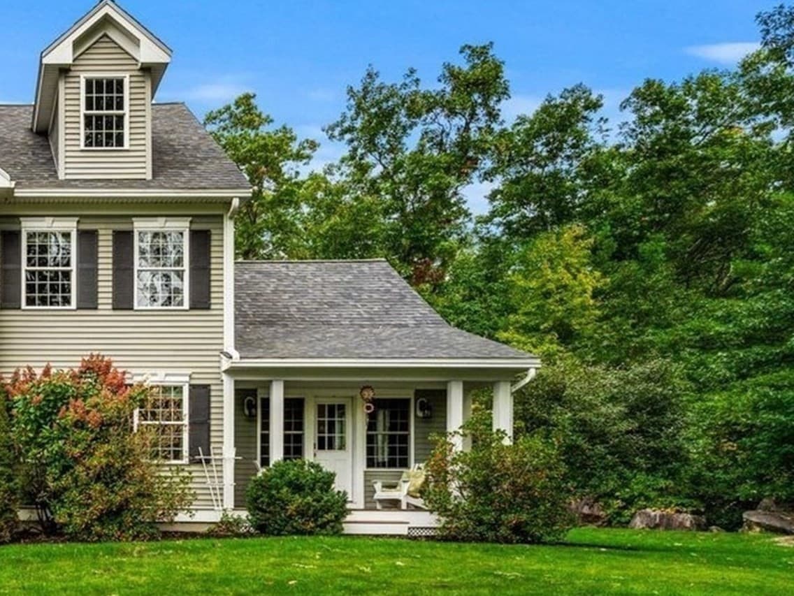 Single Family Residence at 190 Berry St, North Andover MA 01845, North Andover, photo 31 of 39