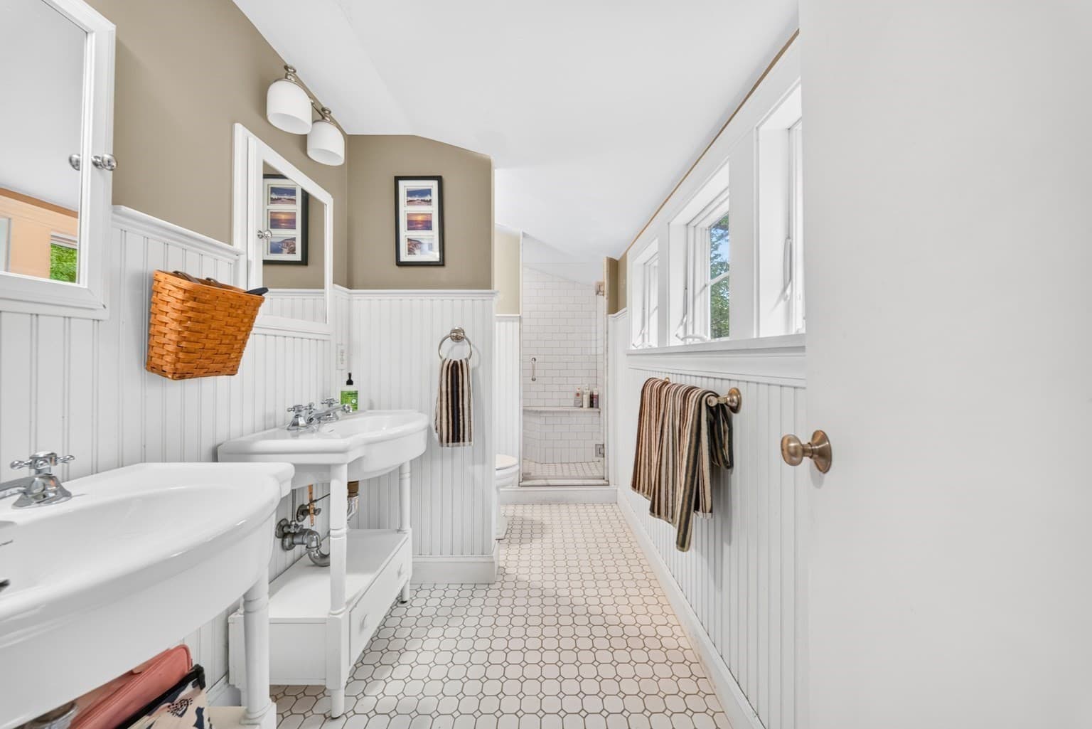 Single Family Residence at 118 Pine Ridge Rd, Reading MA 01867, Reading, photo 24 of 42