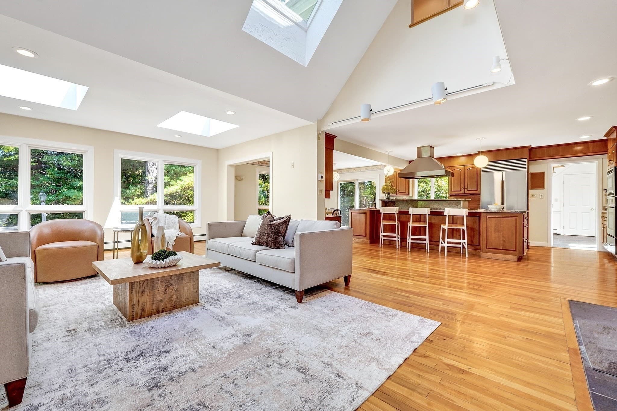 Single Family Residence at 33 River Ridge, Sudbury MA 01776, Sudbury, photo 3 of 42