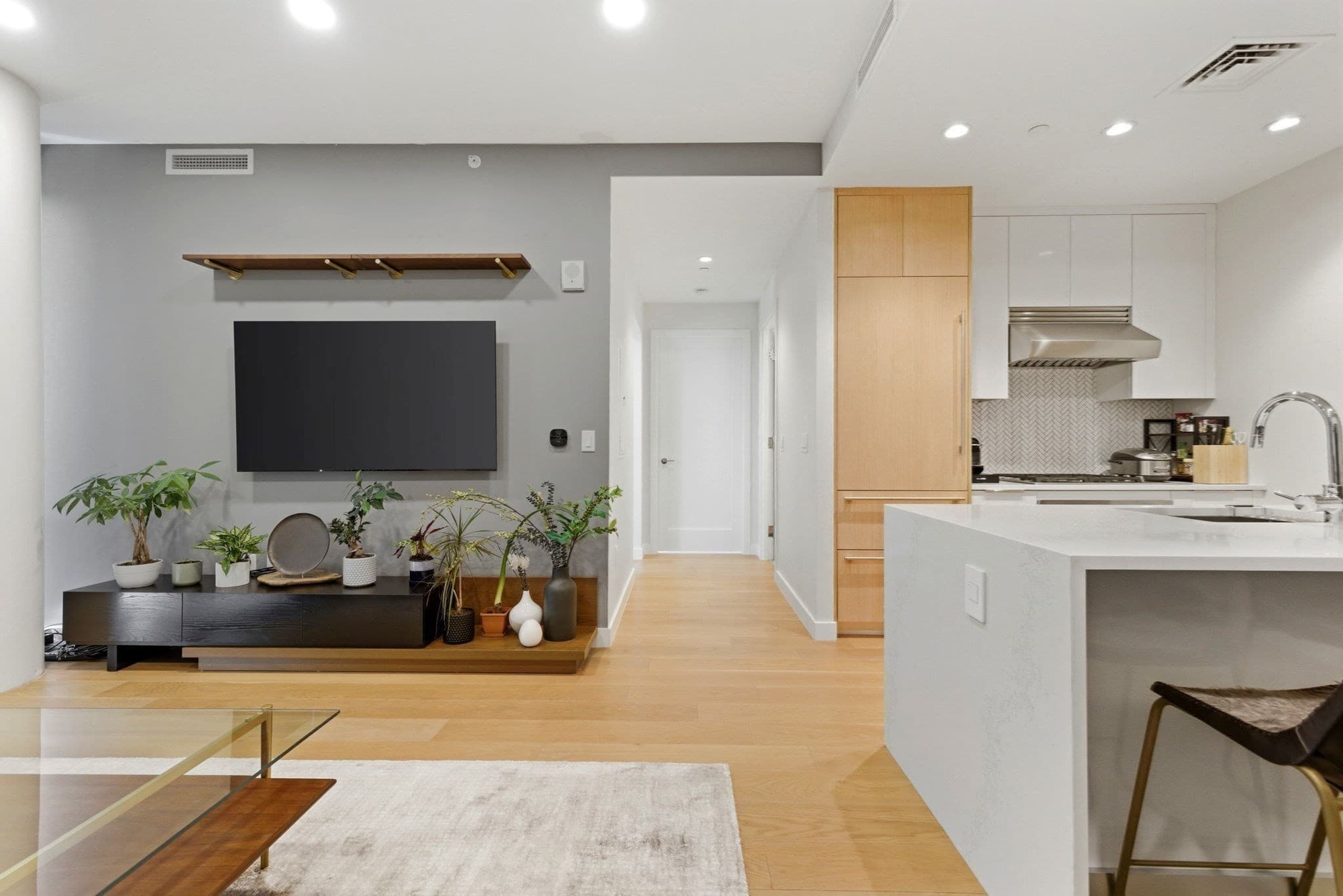 Condominium at 188 Brookline Avenue # 23I, Boston MA 02215, Boston, photo 9 of 25