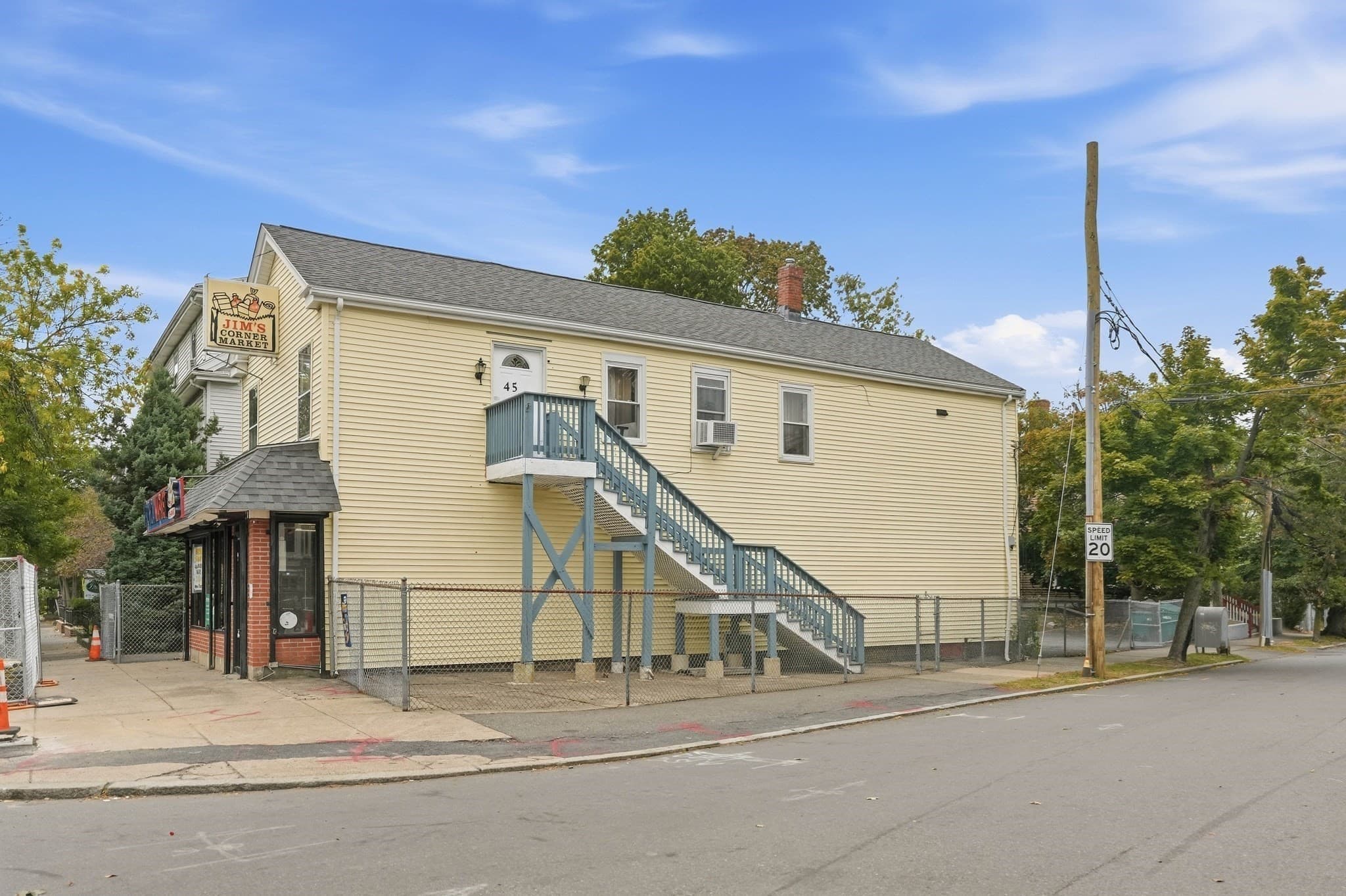2 Family - 2 Units Up/Down at 43 Broad St, Lynn MA 01902, Lynn, photo 20 of 24