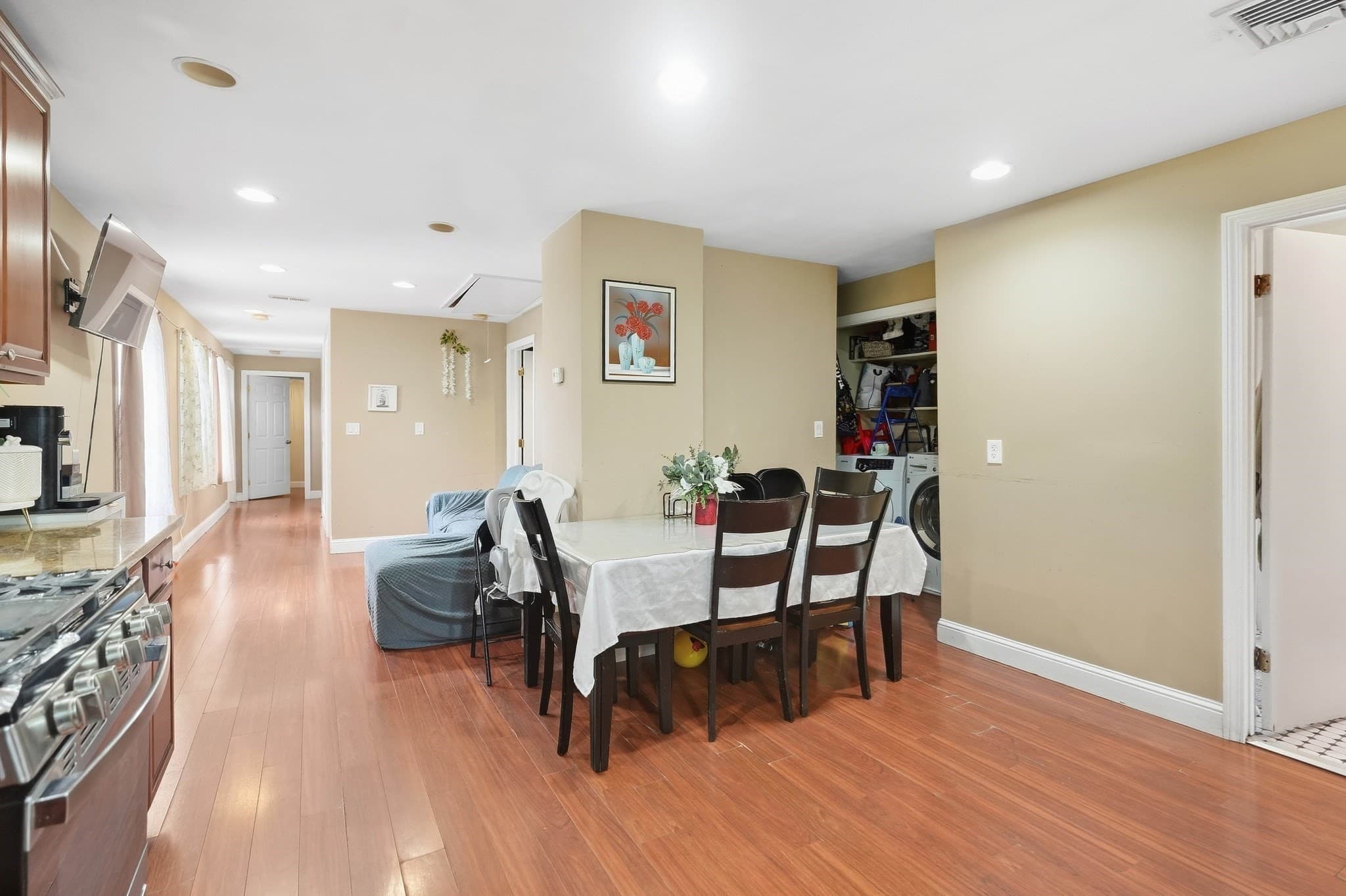 2 Family - 2 Units Up/Down at 43 Broad St, Lynn MA 01902, Lynn, photo 8 of 24