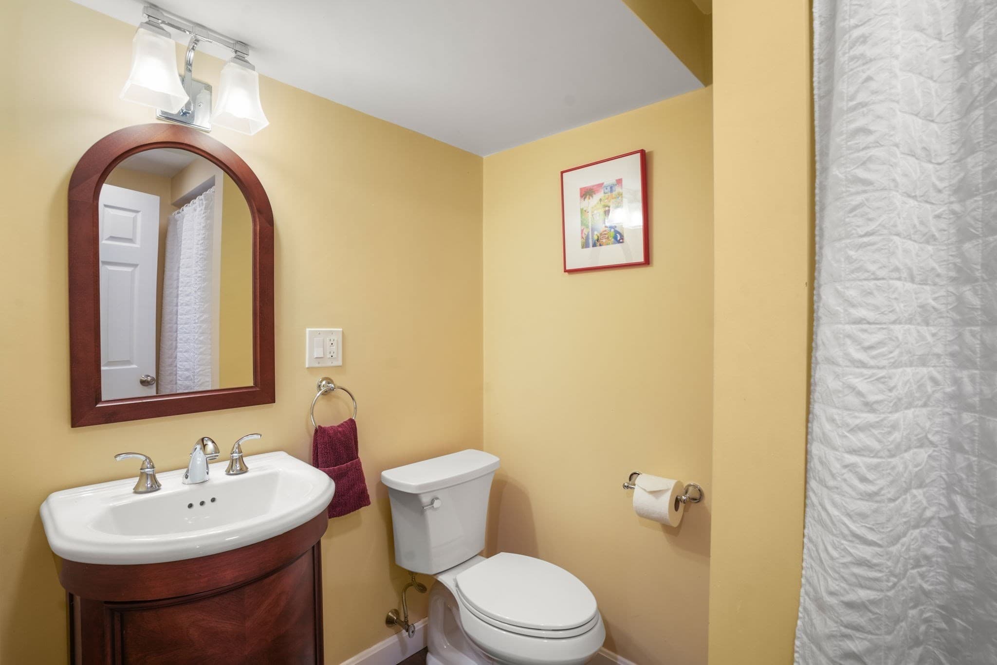 Single Family Residence at 55 Brook Farm Rd, Boston MA 02132, Boston, photo 26 of 32