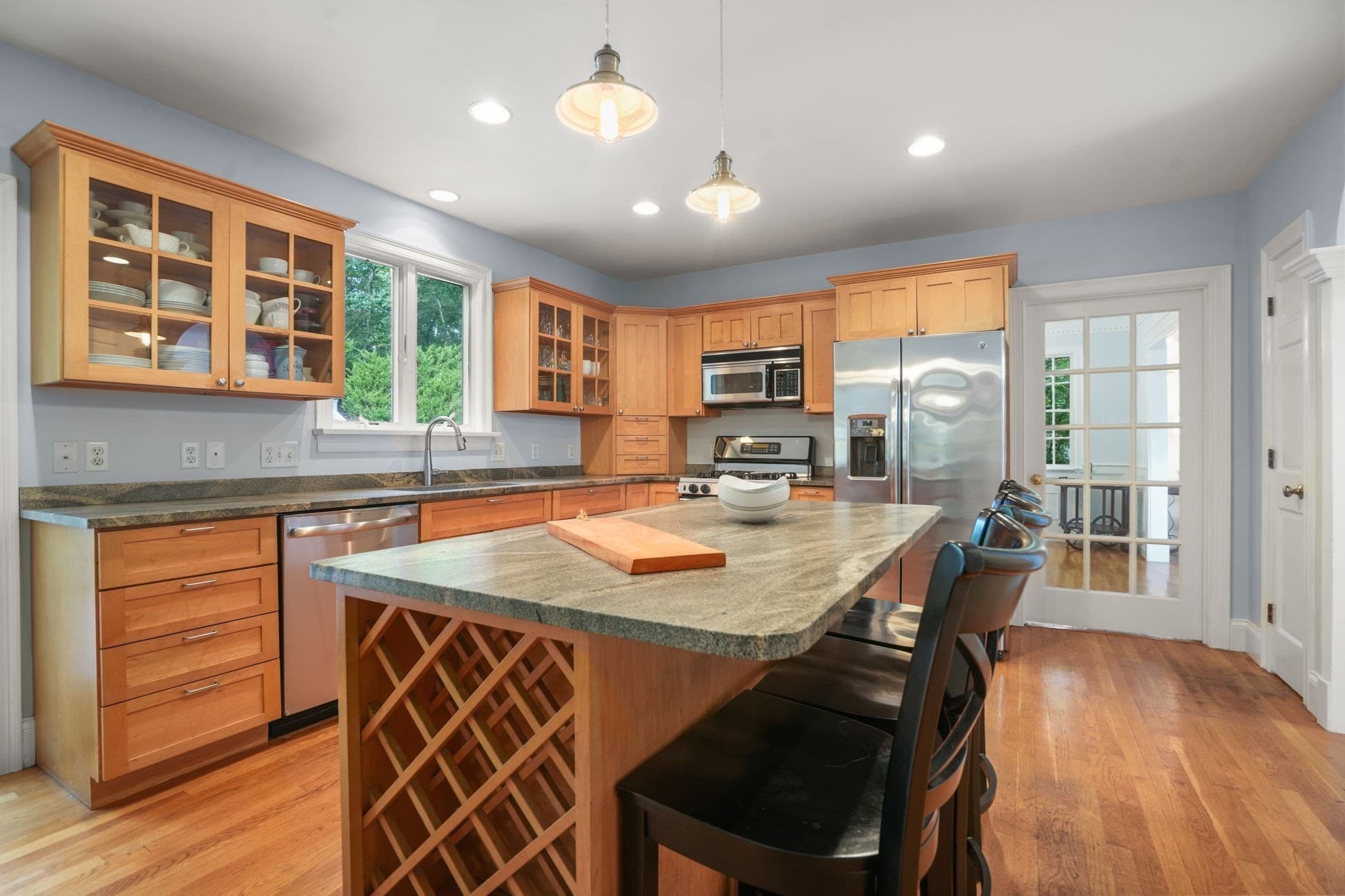 Single Family Residence at 55 Brook Farm Rd, Boston MA 02132, Boston, photo 7 of 32