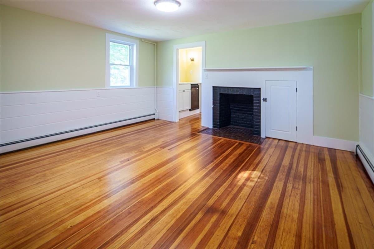 Single Family Residence at 687 Main St, Wareham MA 02571, Wareham, photo 10 of 31