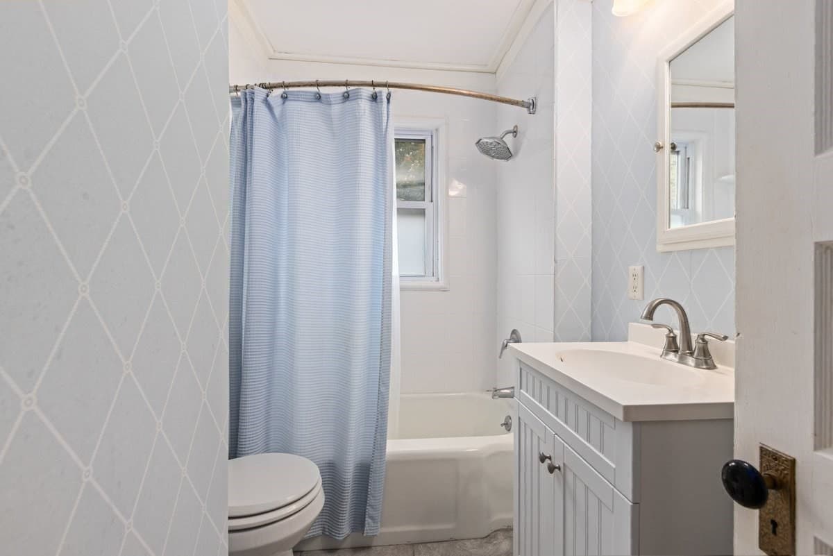 Single Family Residence at 20 Lexington Ave, Haverhill MA 01835, Haverhill, photo 23 of 31