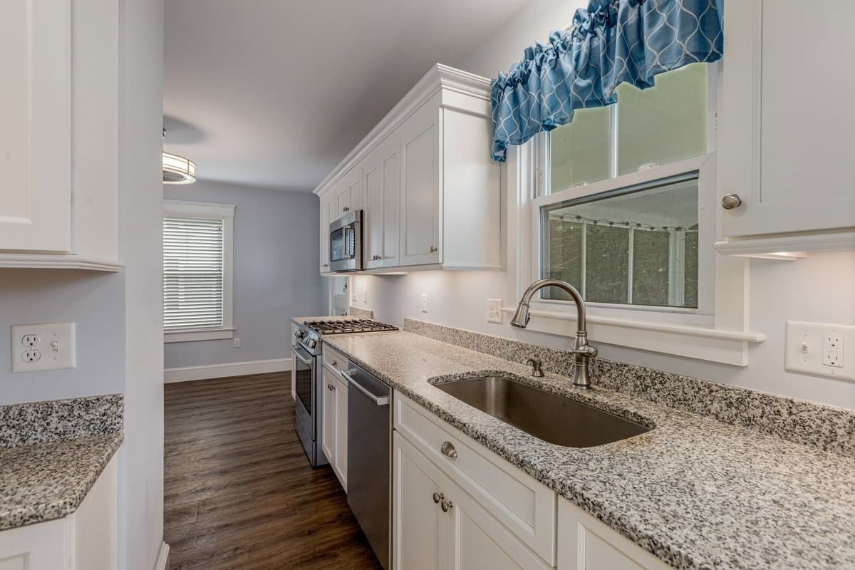 Single Family Residence at 20 Lexington Ave, Haverhill MA 01835, Haverhill, photo 14 of 31