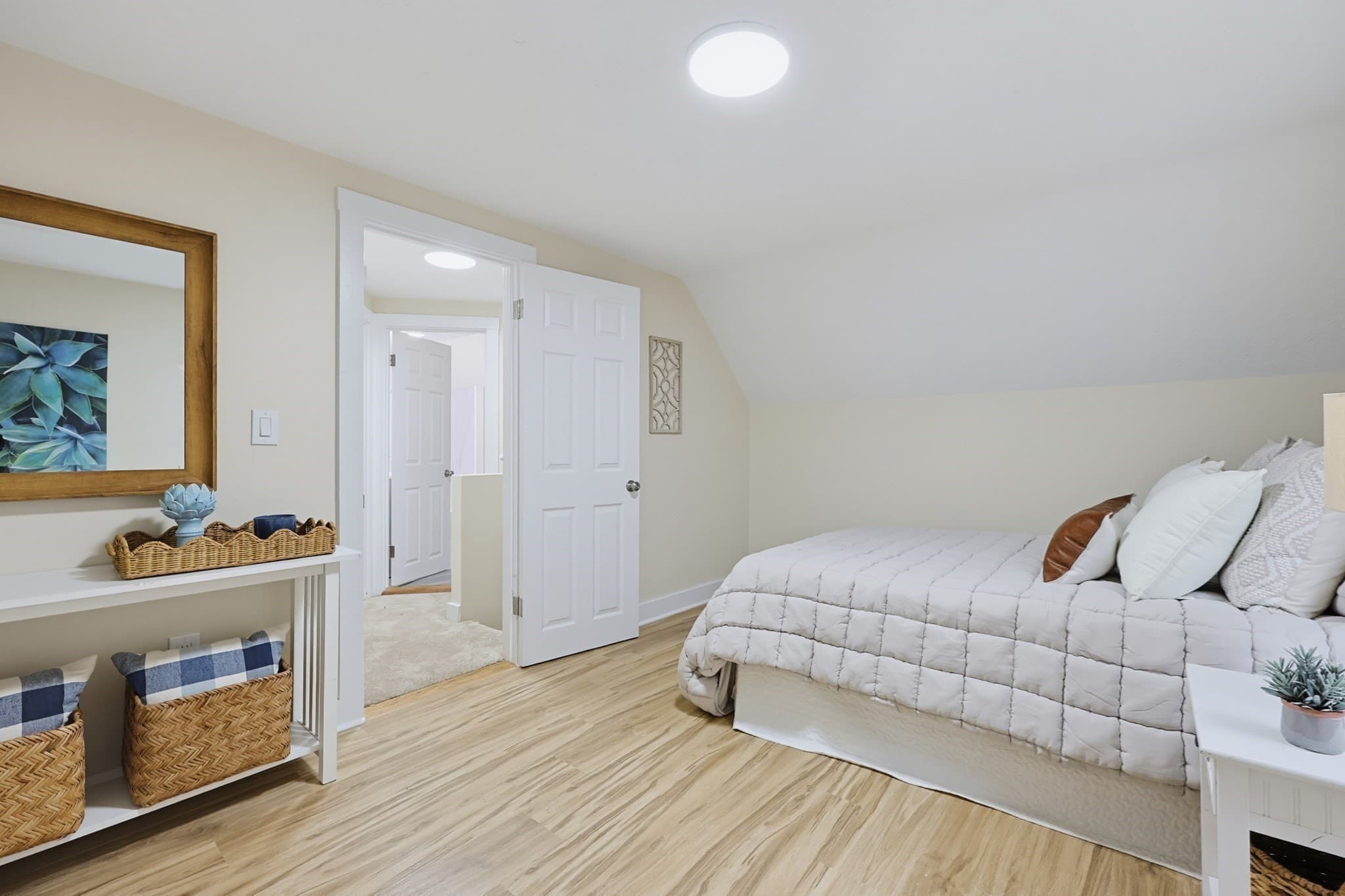 Single Family Residence at 6 Harris Ave, Milford MA 01757, Milford, photo 12 of 18