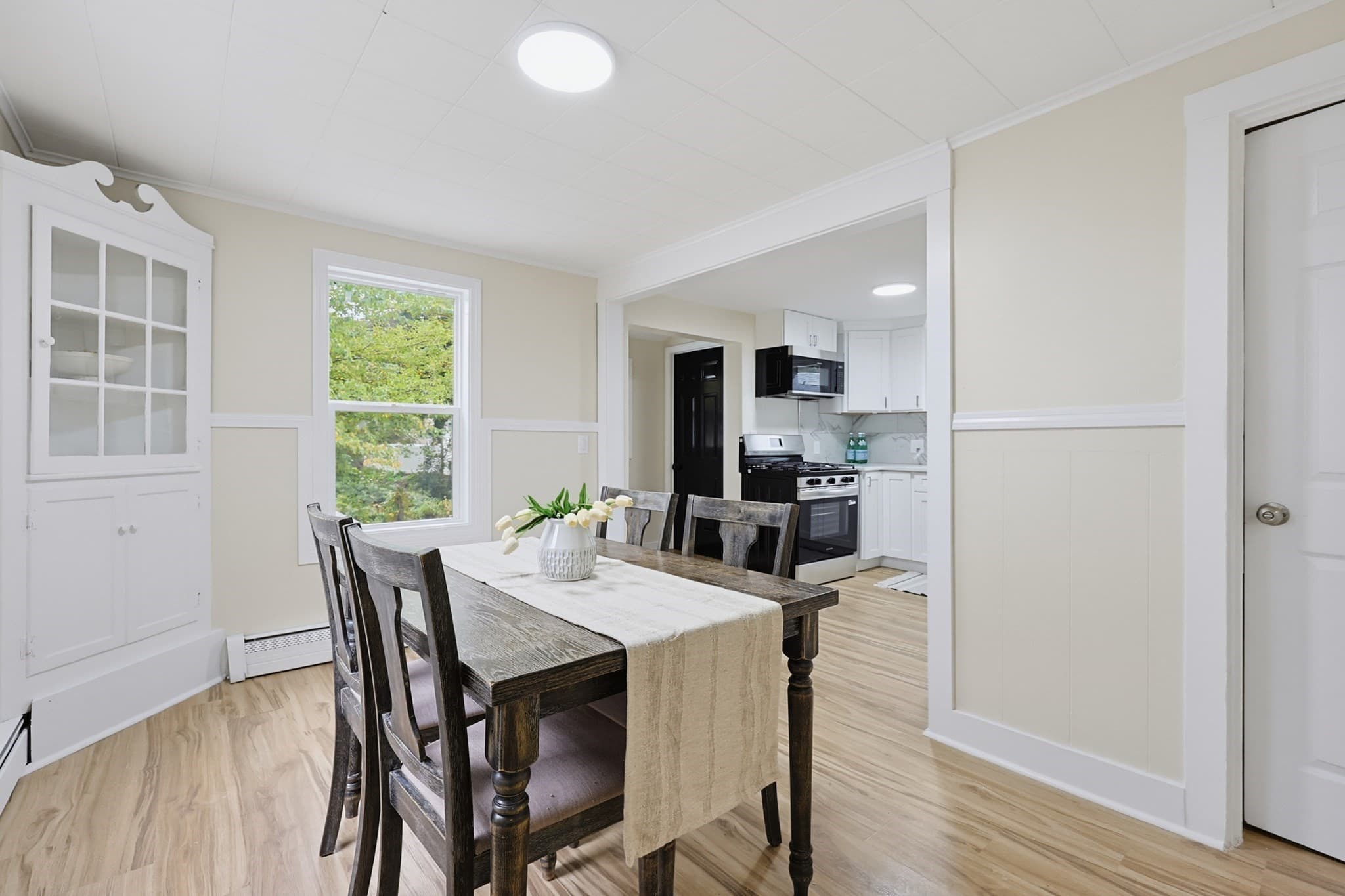 Single Family Residence at 6 Harris Ave, Milford MA 01757, Milford, photo 5 of 18