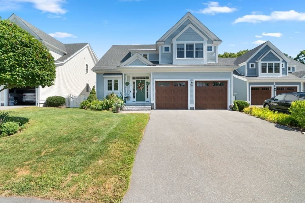 Single Family Residence at 21 Hospital, Medfield MA 02052, Medfield, photo 2 of 23