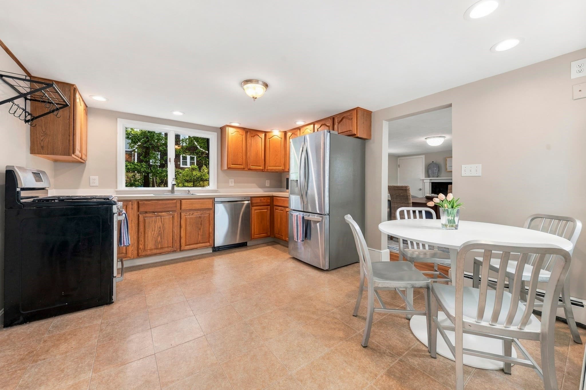 Single Family Residence at 16 Clifford Ct, Hingham MA 02043, Hingham, photo 12 of 30