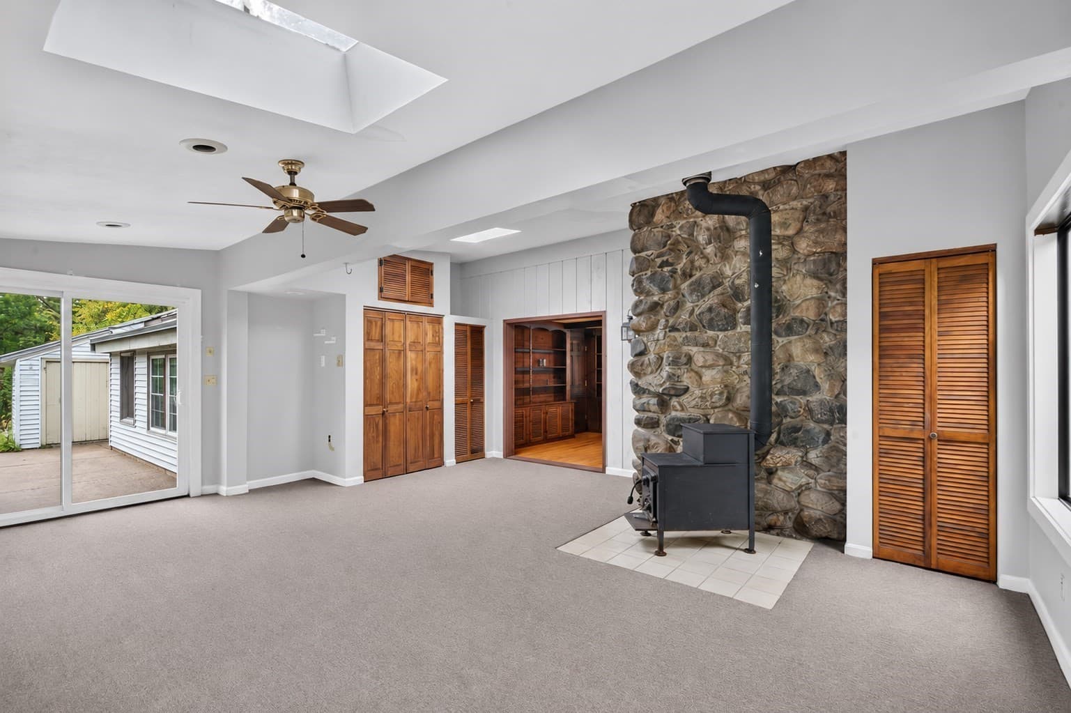 Single Family Residence at 184 Centre St., Danvers MA 01923, Danvers, photo 11 of 40