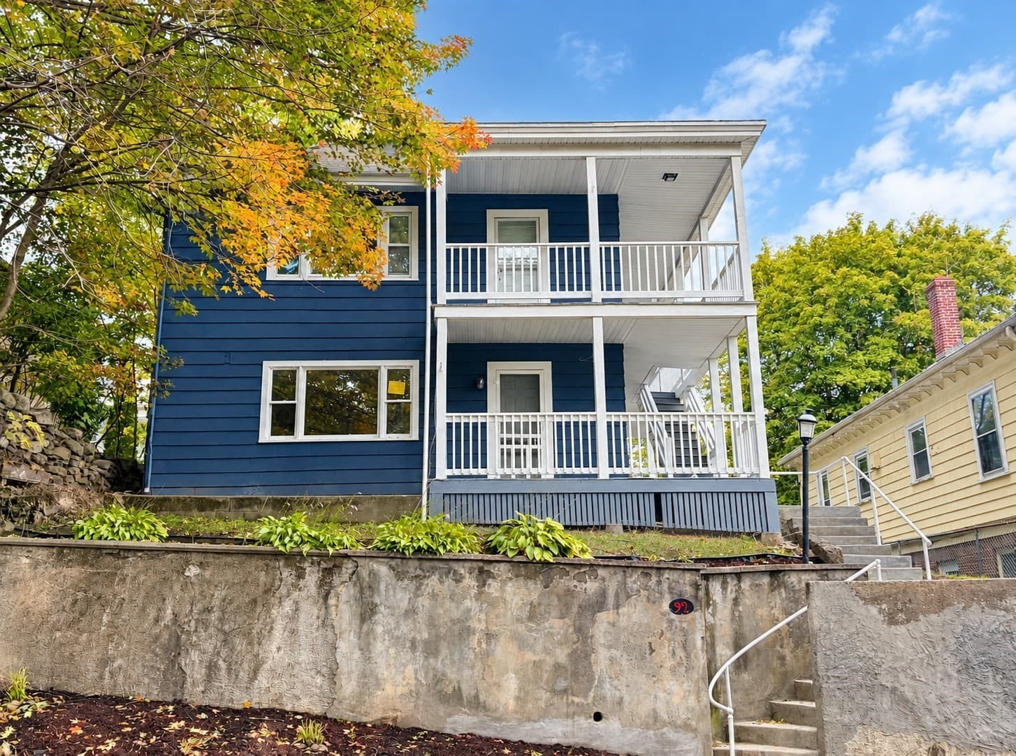 92 Dresser St, Southbridge MA 01550