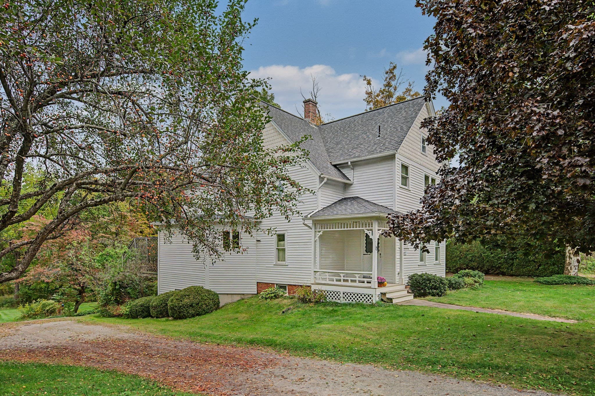 Single Family Residence at 13 East St, Southampton MA 01073, Southampton, photo 3 of 40