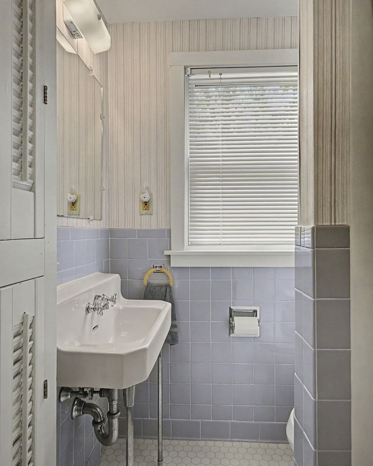 Single Family Residence at 13 East St, Southampton MA 01073, Southampton, photo 25 of 40
