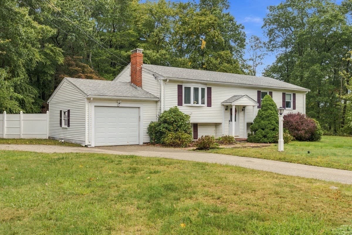 342 Woodland Drive, Hanover MA 02339