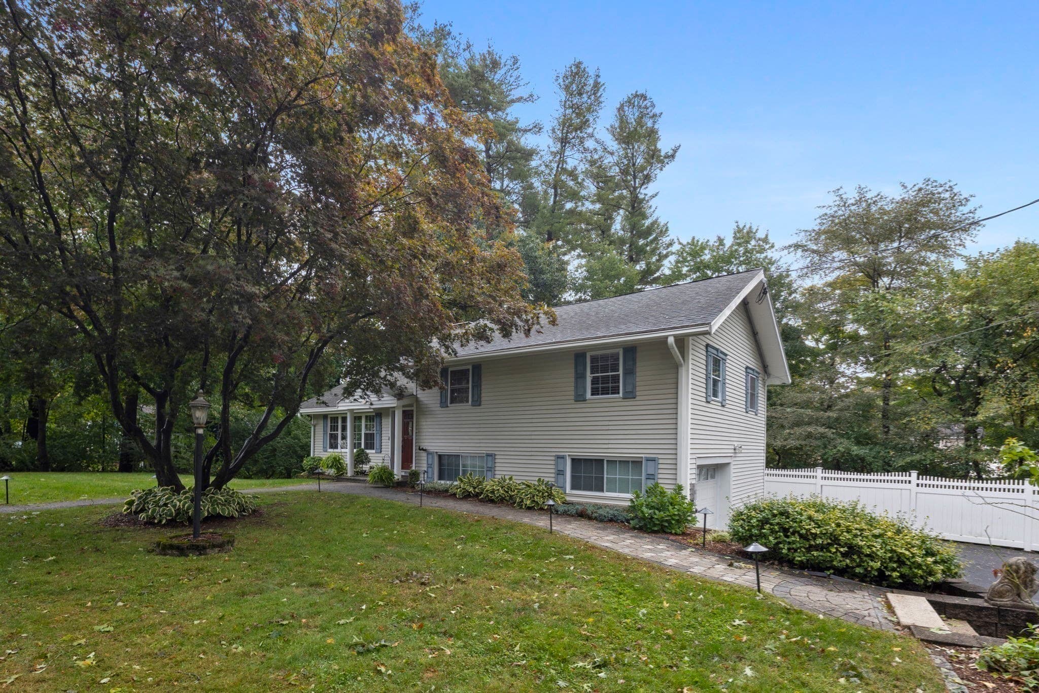 Single Family Residence at 8 Patley Rd, North Reading MA 01864, North Reading, photo 2 of 31