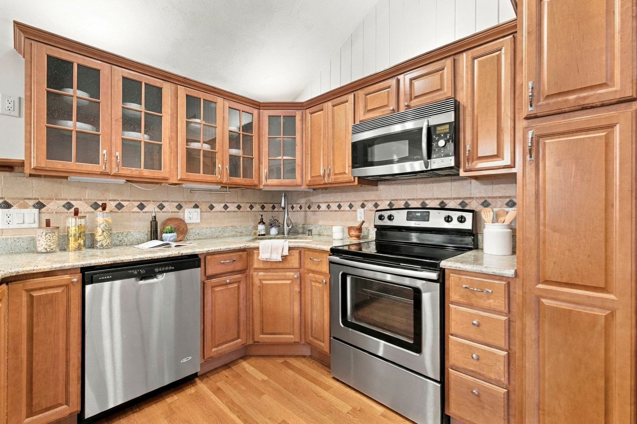 Single Family Residence at 8 Patley Rd, North Reading MA 01864, North Reading, photo 17 of 31