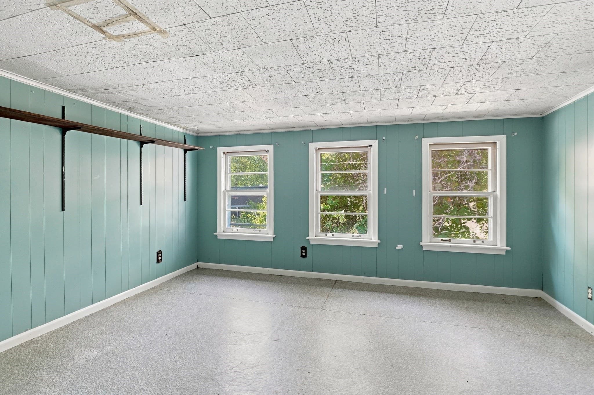 Single Family Residence at 306 Leominster Road, Sterling MA 01564, Sterling, photo 23 of 37