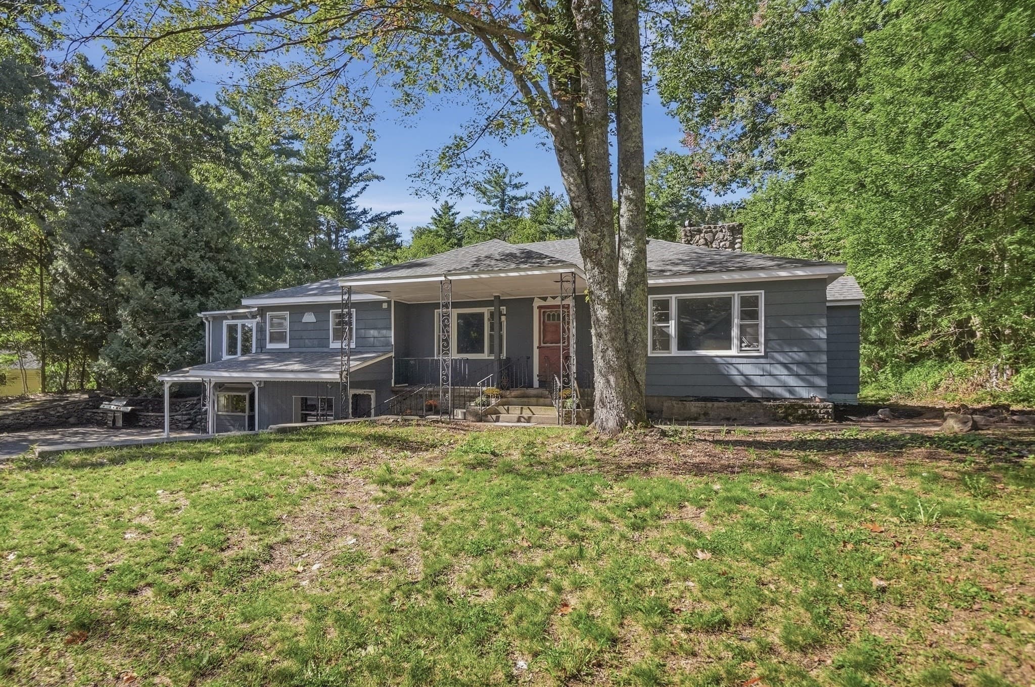 Single Family Residence at 306 Leominster Road, Sterling MA 01564, Sterling, photo 2 of 37
