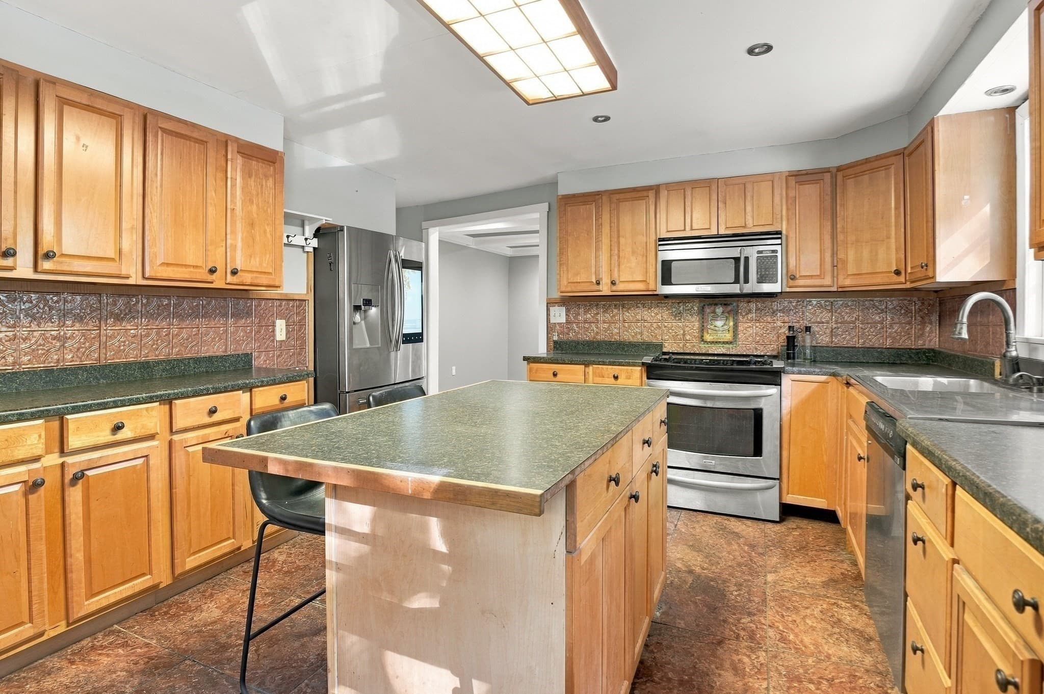Single Family Residence at 306 Leominster Road, Sterling MA 01564, Sterling, photo 12 of 37
