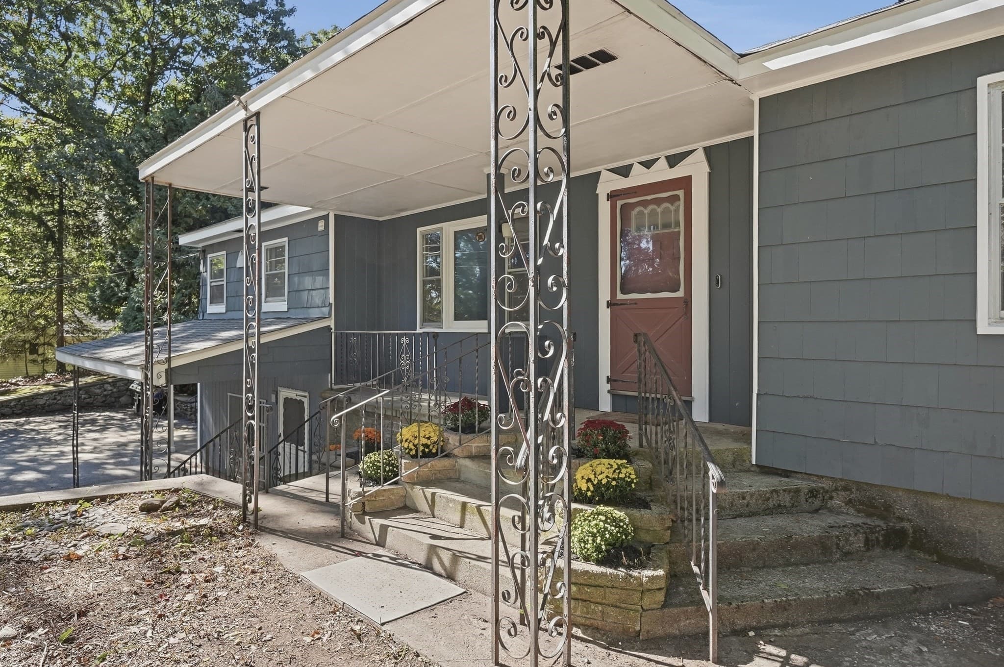Single Family Residence at 306 Leominster Road, Sterling MA 01564, Sterling, photo 4 of 37