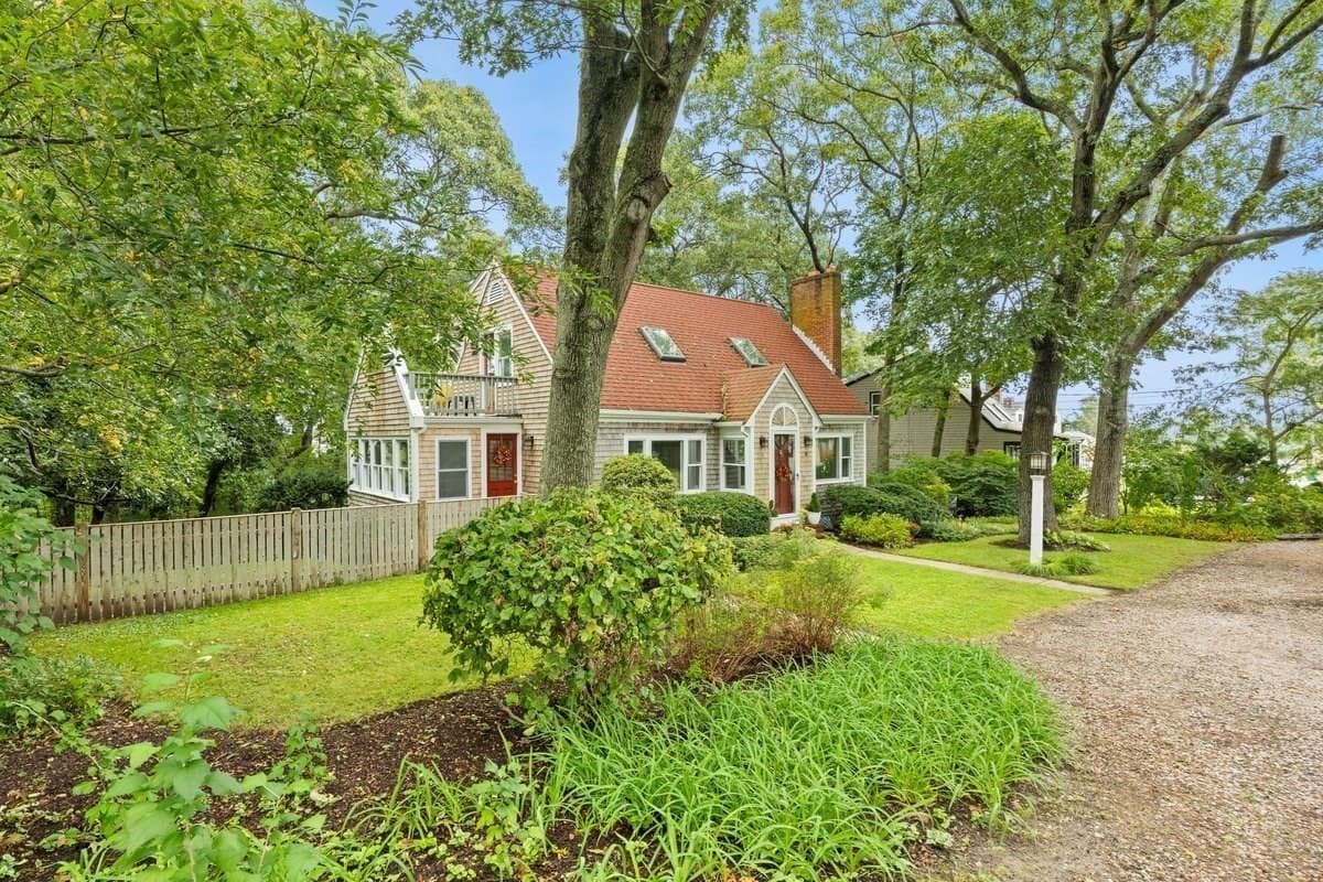 Single Family Residence at 74 Arboretum Rd, Plymouth MA 02360, Plymouth, photo 2 of 41