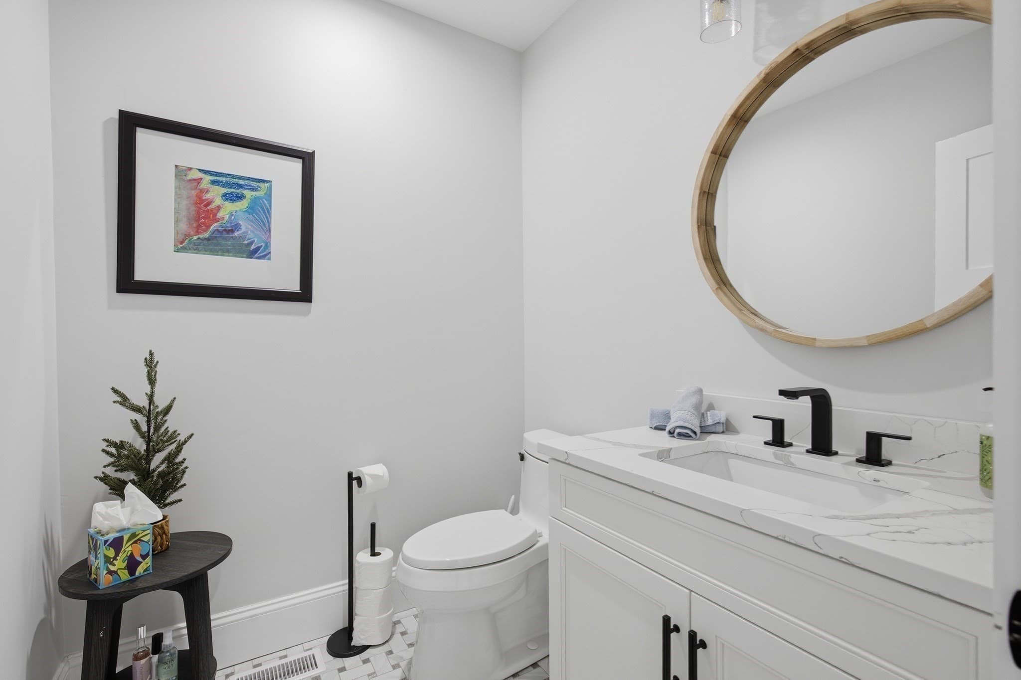 Condominium at 4 Stanwood Point # A, Gloucester MA 01930, Gloucester, photo 13 of 40