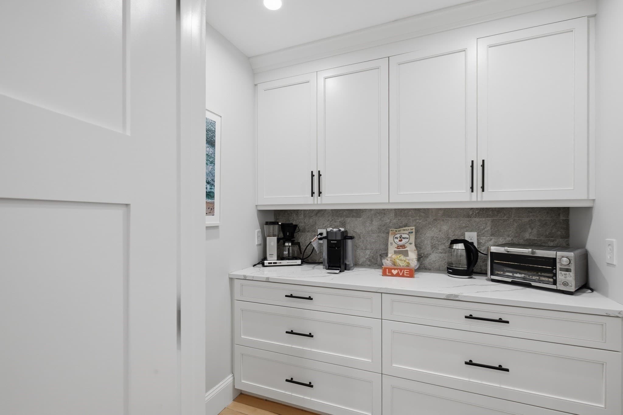 Condominium at 4 Stanwood Point # A, Gloucester MA 01930, Gloucester, photo 9 of 40