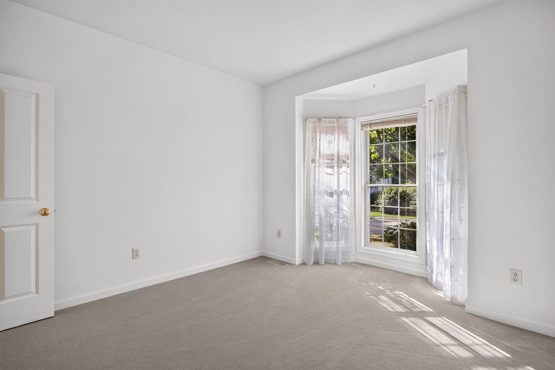 Single Family Residence at 10 Great Pointe, Plymouth MA 02360, Plymouth, photo 21 of 42