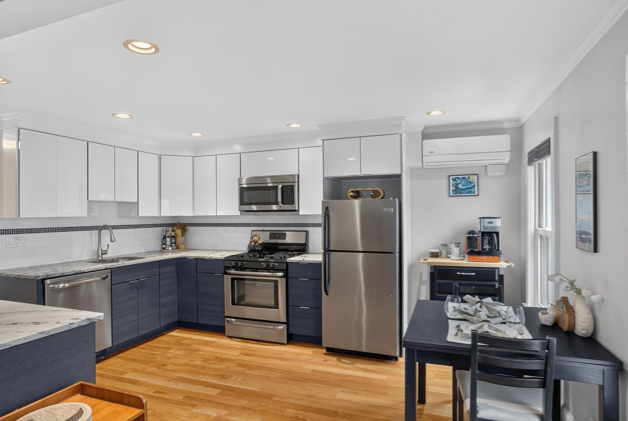 Condominium at 182 Marion St # 2, Boston MA 02128, Boston, photo 3 of 16