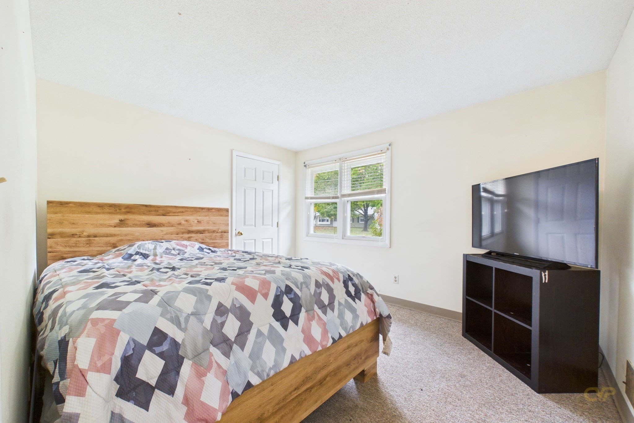 Single Family Residence at 186 Powderhorn Dr, Taunton MA 02780, Taunton, photo 13 of 27