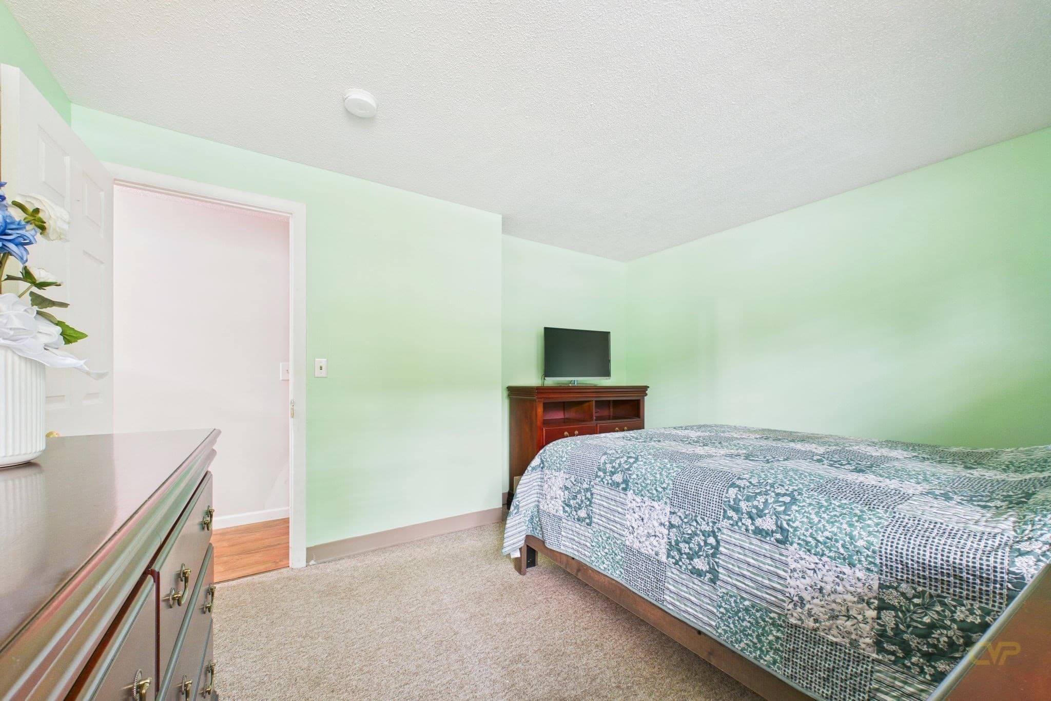 Single Family Residence at 186 Powderhorn Dr, Taunton MA 02780, Taunton, photo 17 of 27
