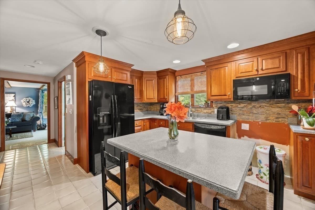 Single Family Residence at 133 Judson St, Raynham MA 02767, Raynham, photo 13 of 42