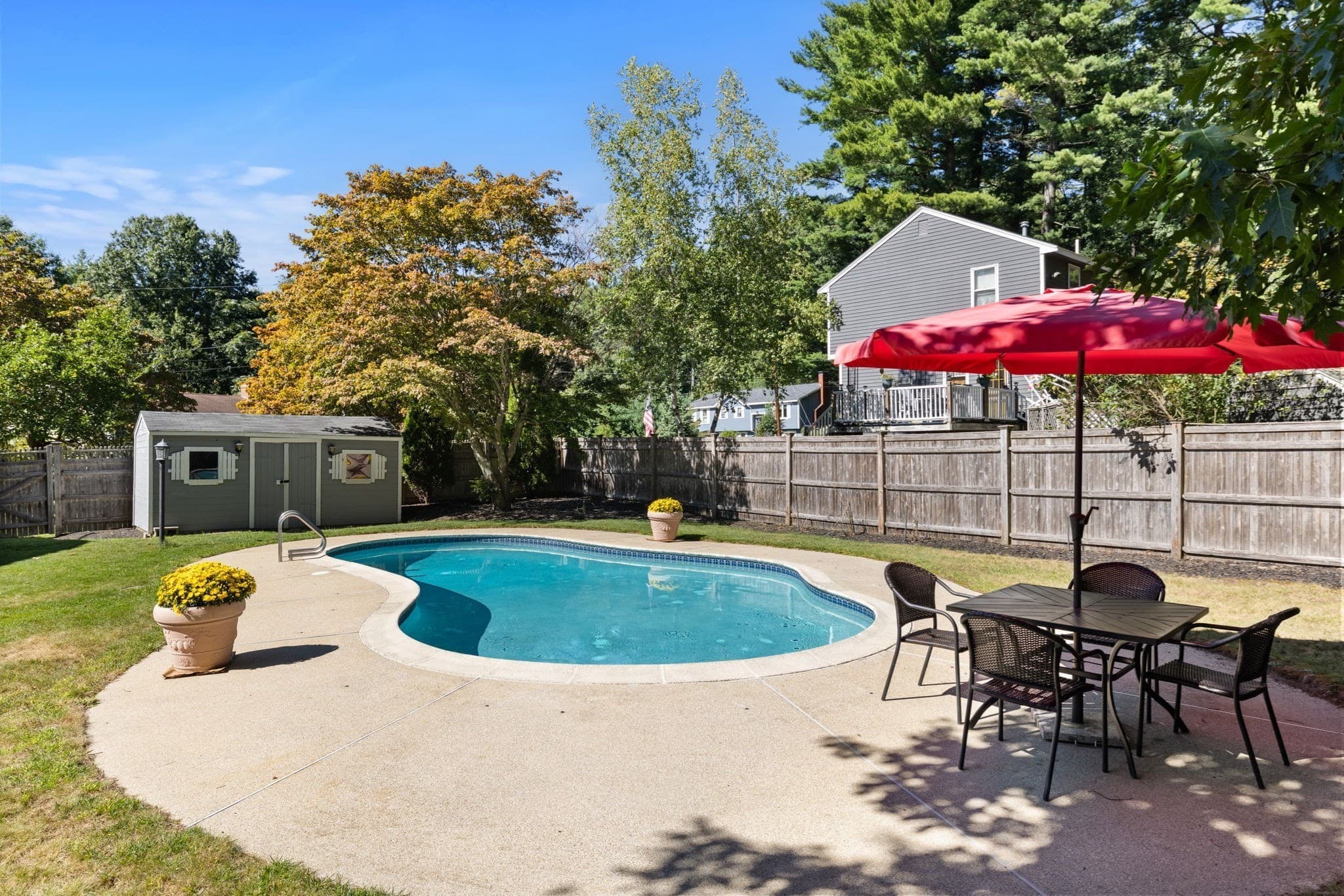 Single Family Residence at 115 Quincy Rd, Tewksbury MA 01876, Tewksbury, photo 3 of 29